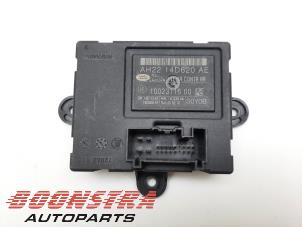 Używane Modul centralnego zamka Landrover Discovery IV (LAS) 3.0 SD V6 24V Cena € 24,95 Procedura marży oferowane przez Boonstra Autoparts