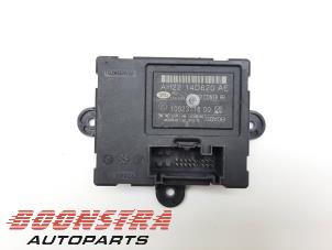 Używane Modul centralnego zamka Landrover Discovery IV (LAS) 3.0 SD V6 24V Cena € 24,95 Procedura marży oferowane przez Boonstra Autoparts
