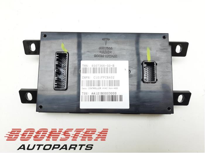 Usados Módulo Climatronic Tesla Model S 85 Precio € 34,95 Norma de margen ofrecido por Boonstra Autoparts
