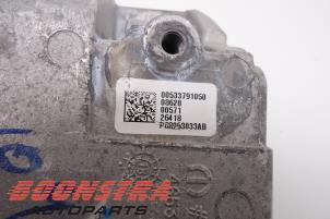 Engine mount from a Jeep Compass II (MP) 2.0 Multijet II 140 16V 4x4 2019