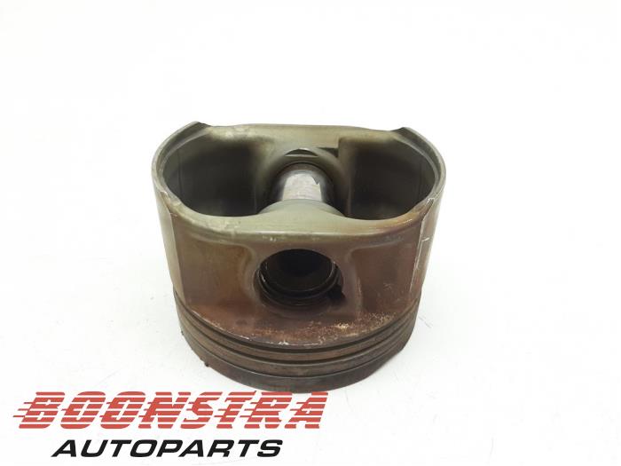 Used Piston Porsche Boxster (986) 2.5 24V Price € 88,95 Margin scheme offered by Boonstra Autoparts