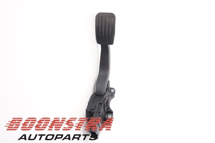 Accelerator pedal from a Ford Galaxy (WA6) 2.0 EcoBoost 16V 2010