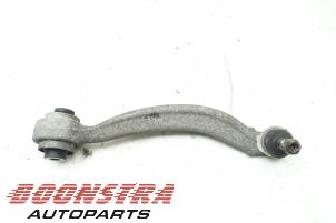 Used Front wishbone, right Mercedes C (W204) 2.2 C-200 CDI 16V Price € 39,00 Margin scheme offered by Boonstra Autoparts