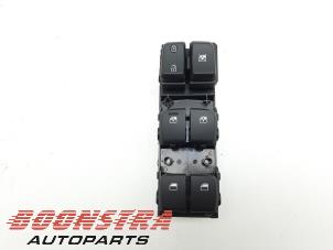 Used Electric window switch Hyundai Kona (OS) 64 kWh Price € 49,95 Margin scheme offered by Boonstra Autoparts