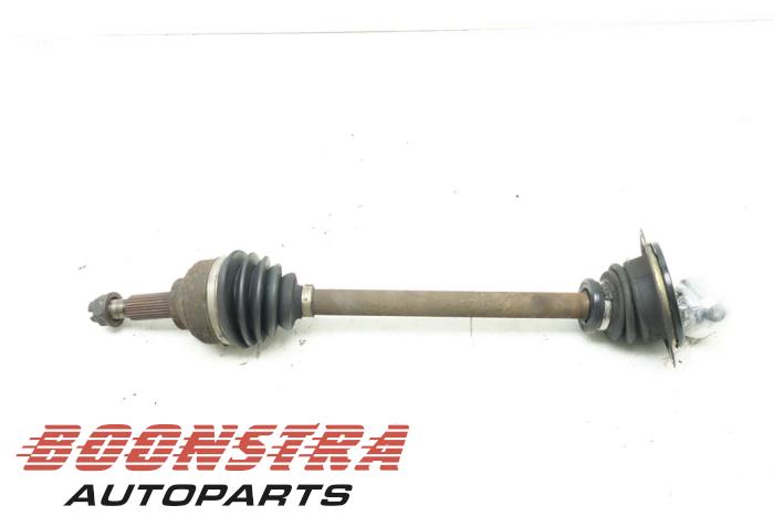 Begagnade Drivaxel, vänster fram Opel Vivaro 1.9 DI Pris € 24,95 Inklusive moms erbjuds av Boonstra Autoparts