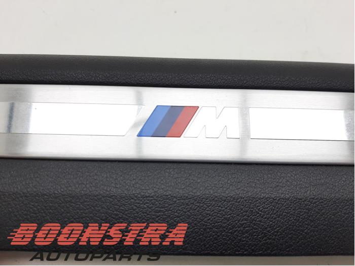 Decorative strip from a BMW 2 serie Gran Coupe (F44) 218i 1.5 TwinPower Turbo 12V 2021