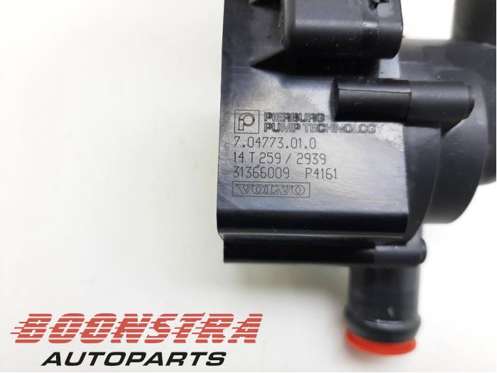 Water pump Volvo V60 I 2.4 D6 20V Plug-in Hybrid AWD - 704773010 D5244T15