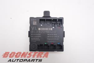 Used Central door locking module Mercedes E (W212) E-200 CDI 16V BlueEfficiency,BlueTEC Price € 24,95 Margin scheme offered by Boonstra Autoparts