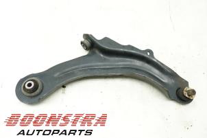 Used Front wishbone, right Renault Captur (2R) 1.5 Energy dCi 90 FAP Price € 39,00 Margin scheme offered by Boonstra Autoparts