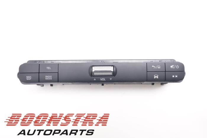 Używane Panel obslugi radia Mercedes Sprinter 4t (910.0/910.1/907.1/907.2) 516 CDI 2.1 D Cena € 83,49 Z VAT oferowane przez Boonstra Autoparts