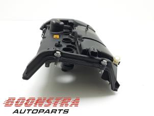 Ventildeckel van een BMW 2 serie Gran Coupe (F44) 218i 1.5 TwinPower Turbo 12V 2021