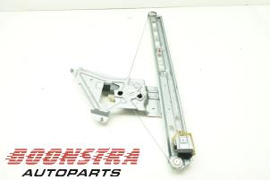 Used Window mechanism 2-door, front right Mercedes Sprinter 4t (910.0/910.1/907.1/907.2) 516 CDI 2.1 D Price € 59,29 Inclusive VAT offered by Boonstra Autoparts