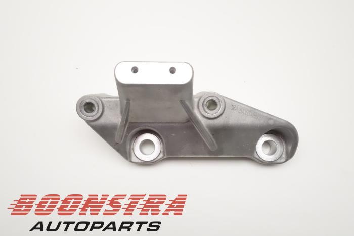 Used Engine mount Volvo XC40 (XZ) Recharge Twin 78 kWh Price € 39,00 Margin scheme offered by Boonstra Autoparts