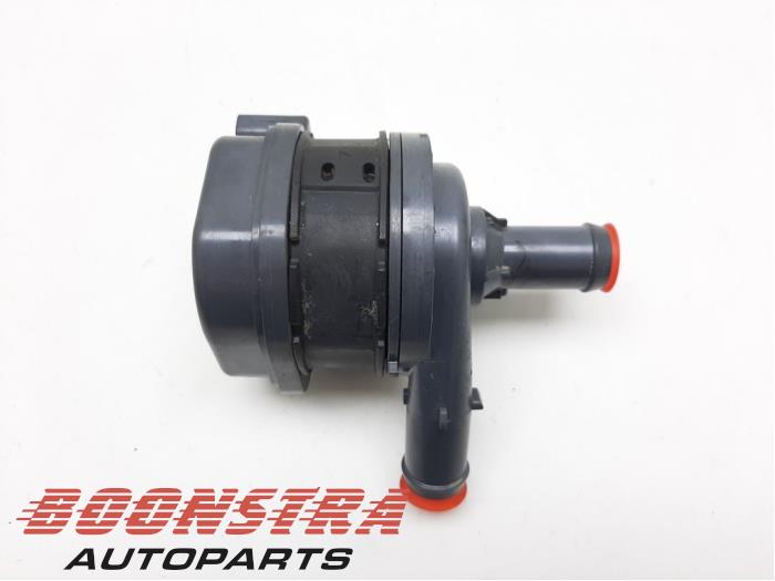 Begagnade Vattenpump Volvo V90 II (PW) 2.0 B4 Mild Hybrid Pris € 99,95 Marginaltabell erbjuds av Boonstra Autoparts