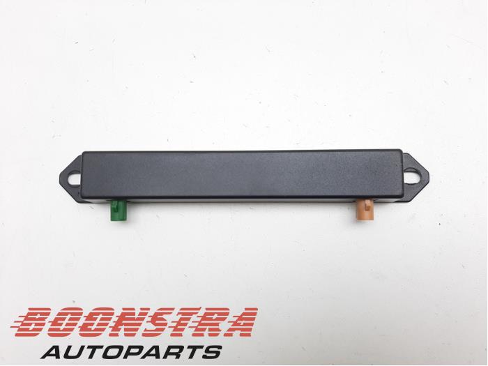 Używane Antena Dodge 1500 Crew Cab (DS) 5.7 Hemi V8 4x4 Cena € 30,19 Z VAT oferowane przez Boonstra Autoparts
