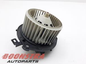Used Heating and ventilation fan motor Iveco New Daily IV 65C18 Price € 36,95 Margin scheme offered by Boonstra Autoparts