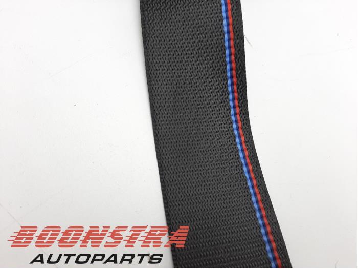 Rear seatbelt, right from a BMW 2 serie Gran Coupe (F44) 218i 1.5 TwinPower Turbo 12V 2021