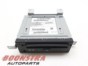 Used CD player Dodge 1500 Crew Cab (DS/DJ/D2) 5.7 Hemi V8 4x4 Price € 180,29 Inclusive VAT offered by Boonstra Autoparts