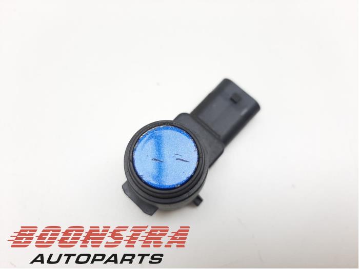Usados Sensor PDC Volkswagen Scirocco (137/13AD) 1.4 TSI 160 16V Precio € 24,95 Norma de margen ofrecido por Boonstra Autoparts