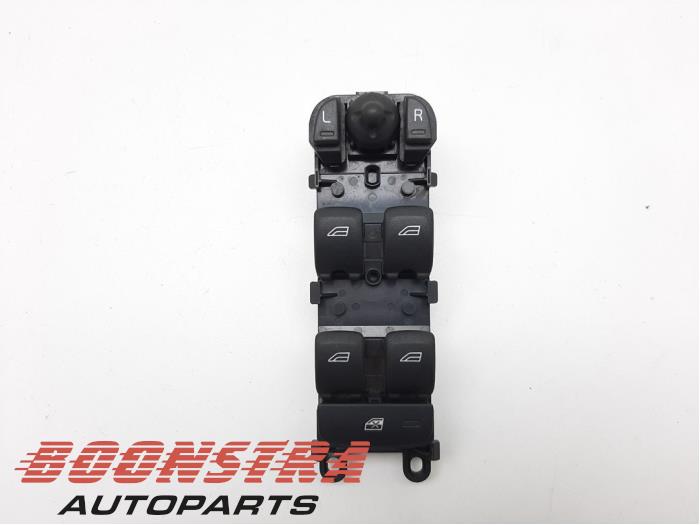 Usados Interruptor de ventanilla eléctrica Landrover Discovery IV (LAS) 3.0 SD V6 24V Precio € 38,95 Norma de margen ofrecido por Boonstra Autoparts