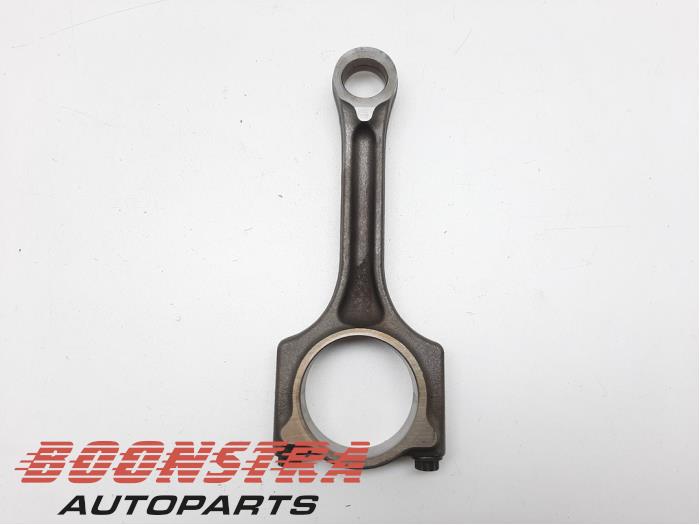 Usagé Bielle BMW 3 serie (F30) 316i 1.6 16V Prix € 64,95 Règlement à la marge proposé par Boonstra Autoparts