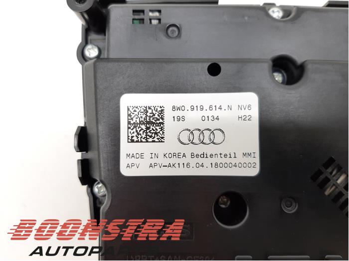 Przycisk I-Drive z Audi A4 (B9) 2.0 TDI Ultra 16V 2018