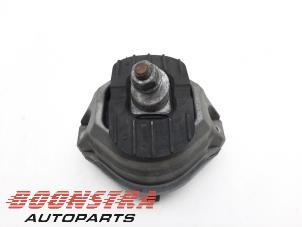 Used Engine mount BMW 5 serie Touring (E61) 525d 24V Price € 24,95 Margin scheme offered by Boonstra Autoparts