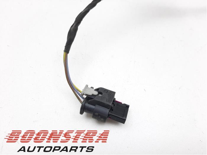 Pdc wiring harness from a Audi A4 (B9) 2.0 TDI Ultra 16V 2018