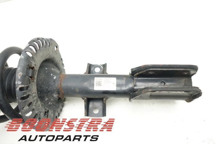 Front shock absorber rod, right from a Volkswagen Crafter (SY) 2.0 TDI 2019