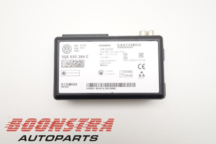 Używane Modul Bluetooth Volkswagen Passat Variant (3G5) 1.4 GTE 16V Cena € 49,95 Procedura marży oferowane przez Boonstra Autoparts