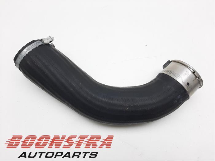 Gebrauchte Intercooler Schlauch Volvo V40 (MV) 1.5 T3 16V Geartronic Preis € 29,95 Margenregelung angeboten von Boonstra Autoparts