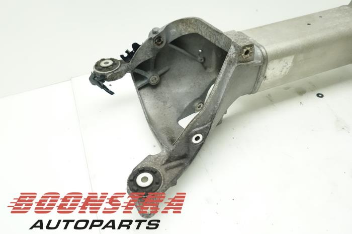 Subframe from a Peugeot 508 SW (8E/8U) 1.6 HDiF 16V 2012