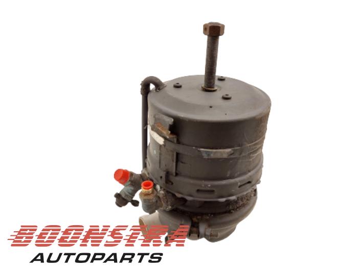 Usagé Servo frein Volvo FM Prix € 102,79 Prix TTC proposé par Boonstra Autoparts