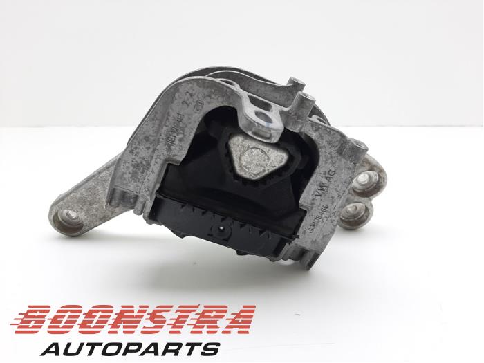 Used Engine mount Volkswagen Passat Variant (3G5) 1.4 GTE 16V Price € 29,95 Margin scheme offered by Boonstra Autoparts