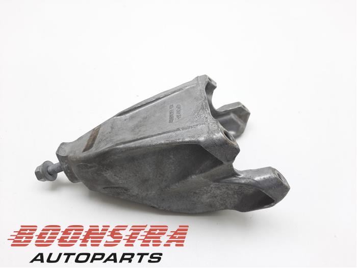 Gebrauchte Motorlager Porsche Macan (95B) 2.0 16V Turbo Preis € 24,95 Margenregelung angeboten von Boonstra Autoparts
