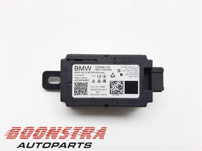 Używane Antena BMW 2 serie Gran Coupe (F44) 218i 1.5 TwinPower Turbo 12V Cena € 24,95 Procedura marży oferowane przez Boonstra Autoparts
