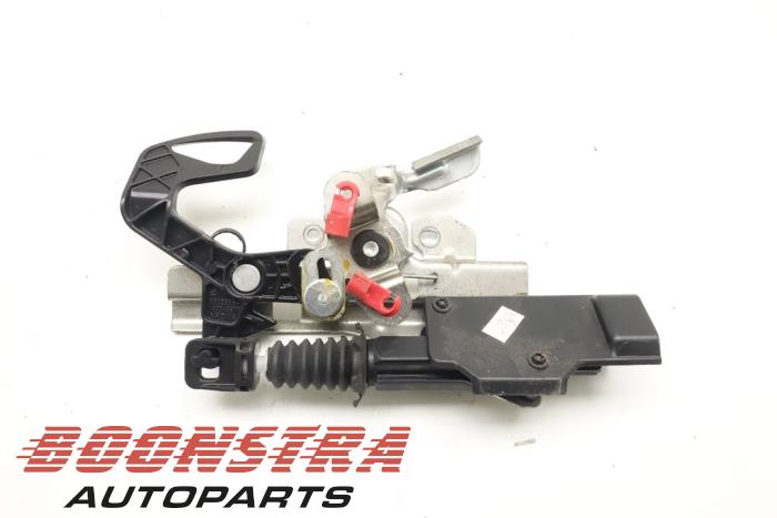 Używane Modul silnika tylnej klapy Dodge 1500 Crew Cab (DS) 5.7 Hemi V8 Cena € 60,44 Z VAT oferowane przez Boonstra Autoparts
