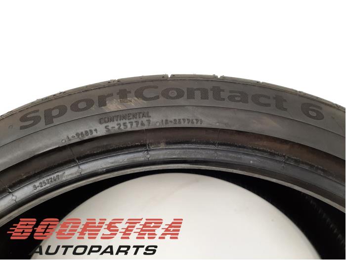 Tyre with tyre size 255/35/19 - 2553519 CONTINENTAL
