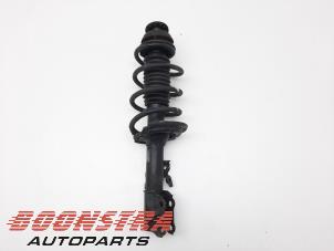 Used Front shock absorber rod, right Hyundai iX20 (JC) 1.4i 16V Price € 34,95 Margin scheme offered by Boonstra Autoparts