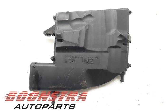 Begagnade Luftfilterhus Mercedes C (W204) 3.0 C-320 CDI V6 24V 4-Matic Pris € 29,95 Marginaltabell erbjuds av Boonstra Autoparts