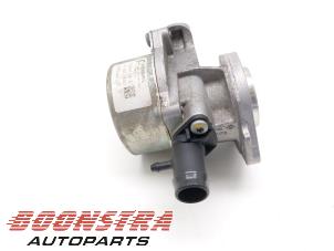 Used Vacuum pump (diesel) Renault Captur (2R) 1.5 Energy dCi 90 FAP Price € 24,95 Margin scheme offered by Boonstra Autoparts