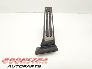 Used Accelerator pedal module BMW 5 serie Touring (G31) 530i 2.0 TwinPower Turbo 16V Price € 39,95 Margin scheme offered by Boonstra Autoparts