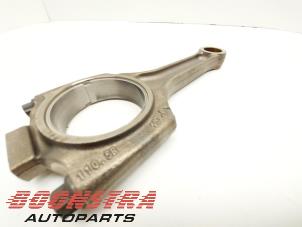 Used Connecting rod Porsche Cayenne (9PA) 4.8 V8 32V Turbo Price € 99,95 Margin scheme offered by Boonstra Autoparts