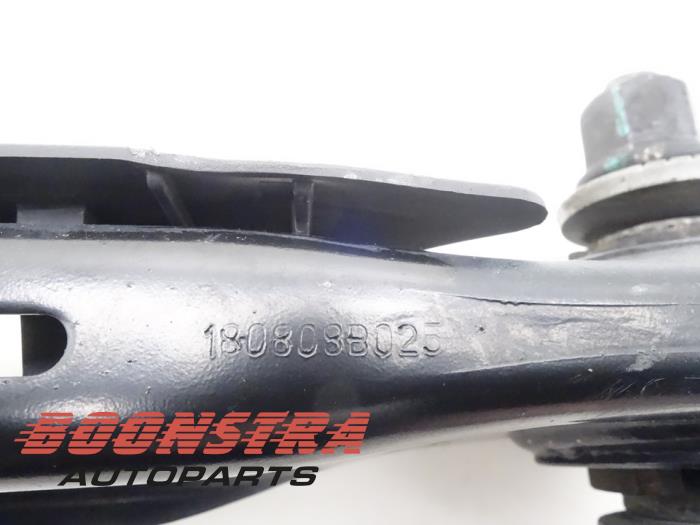 Rear wishbone, right from a Kia Optima Sportswagon (JFF) 1.6 T-GDi 16V 2018