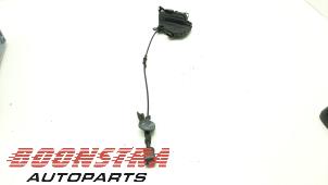 Used Front door lock mechanism 4-door, right Renault Clio IV Estate/Grandtour (7R) 1.5 Energy dCi 90 FAP Price € 24,95 Margin scheme offered by Boonstra Autoparts