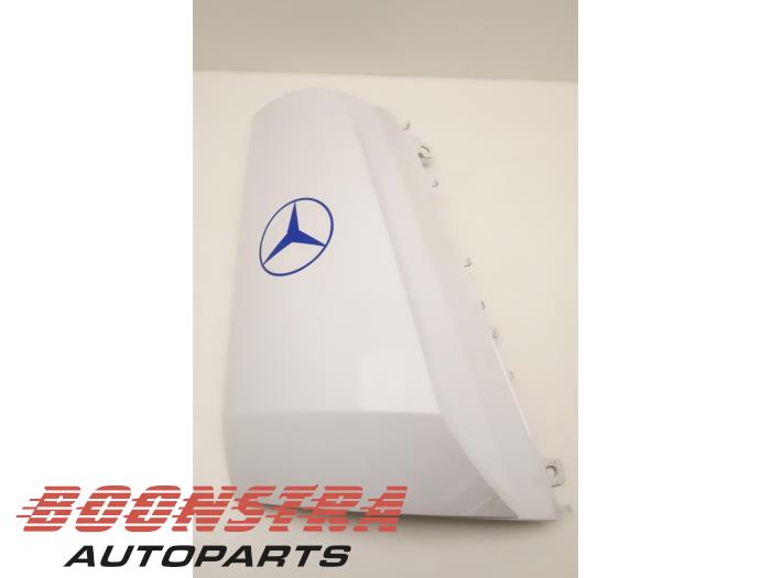 Gebrauchte Abdeckplatte sonstige Mercedes Actros Preis € 36,24 Mit Mehrwertsteuer angeboten von Boonstra Autoparts