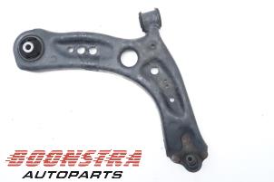 Used Front wishbone, right Seat Leon SC (5FC) 1.4 TSI ACT 16V Price € 24,95 Margin scheme offered by Boonstra Autoparts