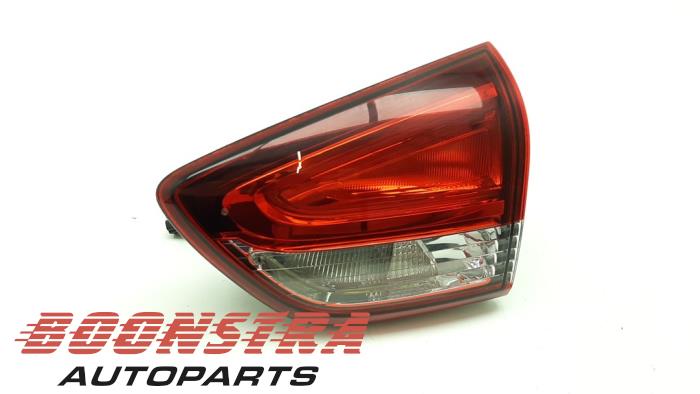 Taillight, right from a Renault Clio IV Estate/Grandtour (7R) 1.5 Energy dCi 90 FAP 2015