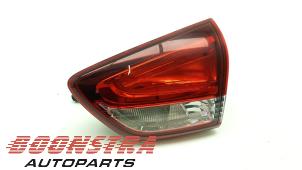 Used Taillight, right Renault Clio IV Estate/Grandtour (7R) 1.5 Energy dCi 90 FAP Price € 24,95 Margin scheme offered by Boonstra Autoparts