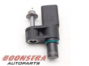 Used Camshaft sensor Peugeot 2008 (CU) 1.2 12V e-THP PureTech 110 Price € 34,95 Margin scheme offered by Boonstra Autoparts
